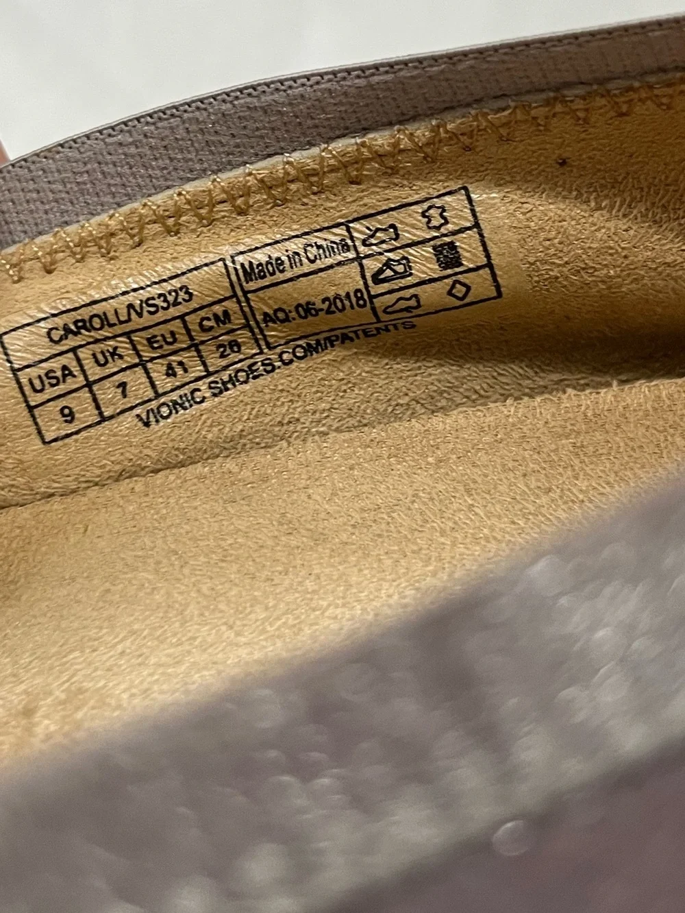 VIONIC CARROL LEATHER BALLET FLAT
